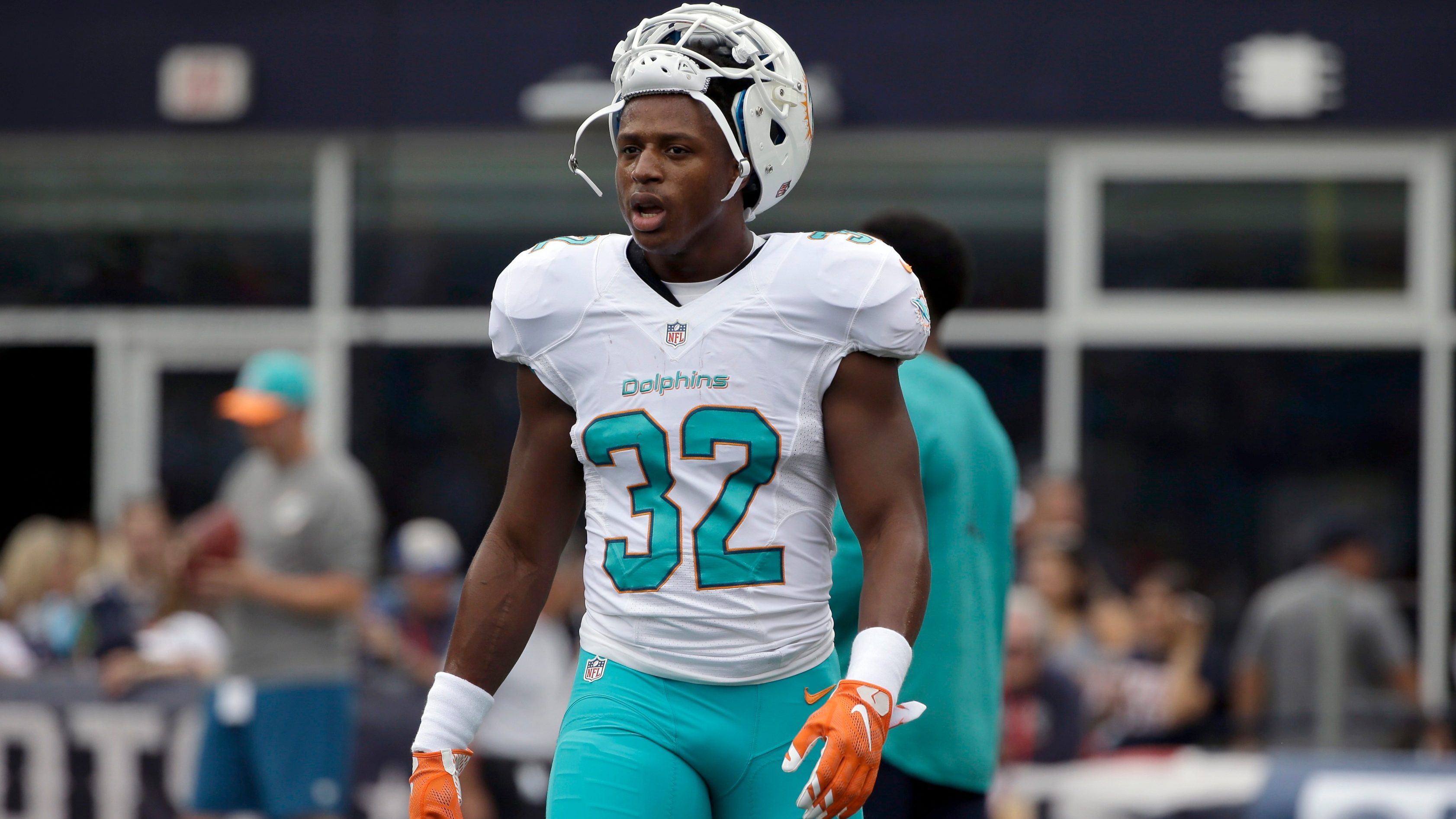 Is Trade Talk for Kenyan Drake Good News? | Phins News